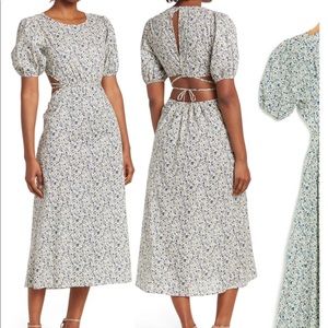 LUSH MIDI Dress 💙🤍